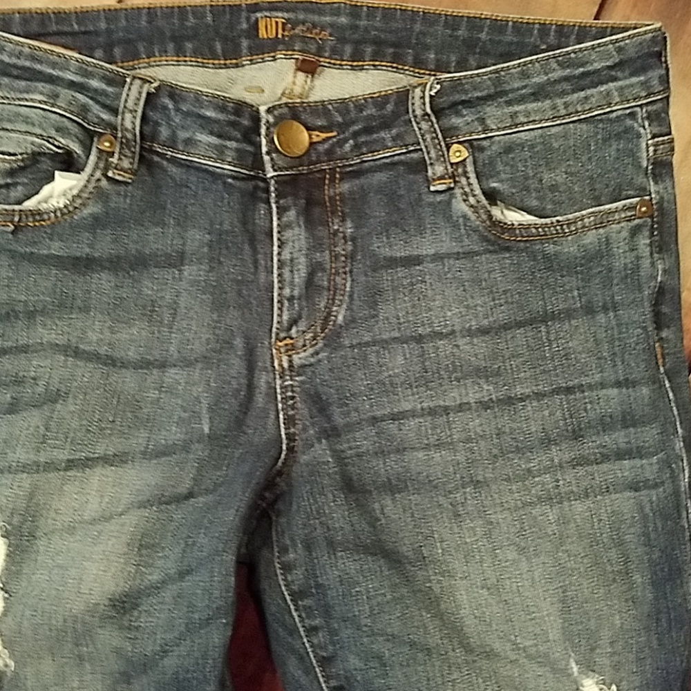 GUC Kut from the Kloth Distressed Jeans  8
